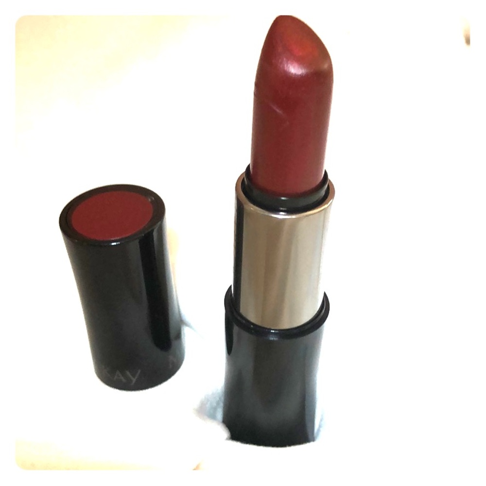 ♥️ Mary Kay Red #950
